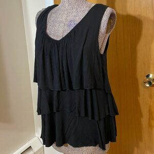 Chelsea & Theodore NWT Womens XL Black Sleeveless Tiered Blouse V-Neck